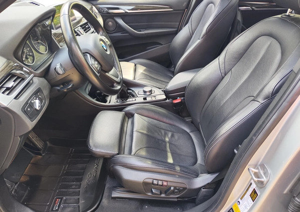 BMW X1 cena 94999 przebieg: 75000, rok produkcji 2018 z Pasym małe 154